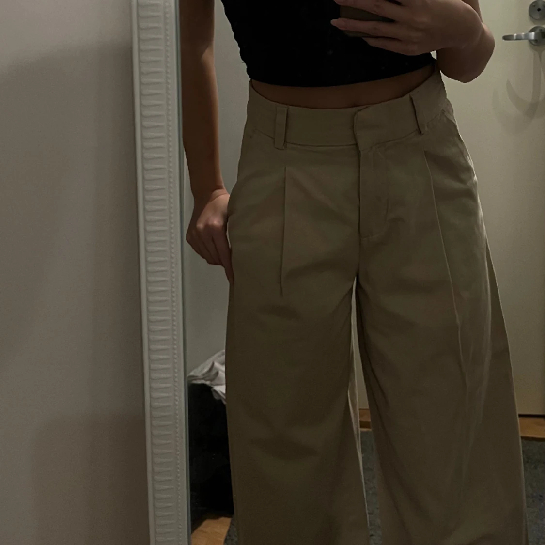 Beiga kostymbyxor  - 90