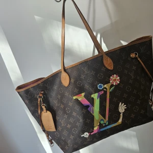 Äkta Lpuis Vuitton GM - Äkta Louis Vouotgin GM  model från 2001 år.  