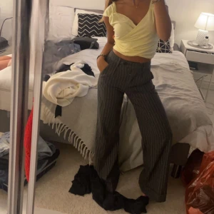 Kostymbyxor  - Superfina kostymbyxor från Berskha! Köpare står för frakt