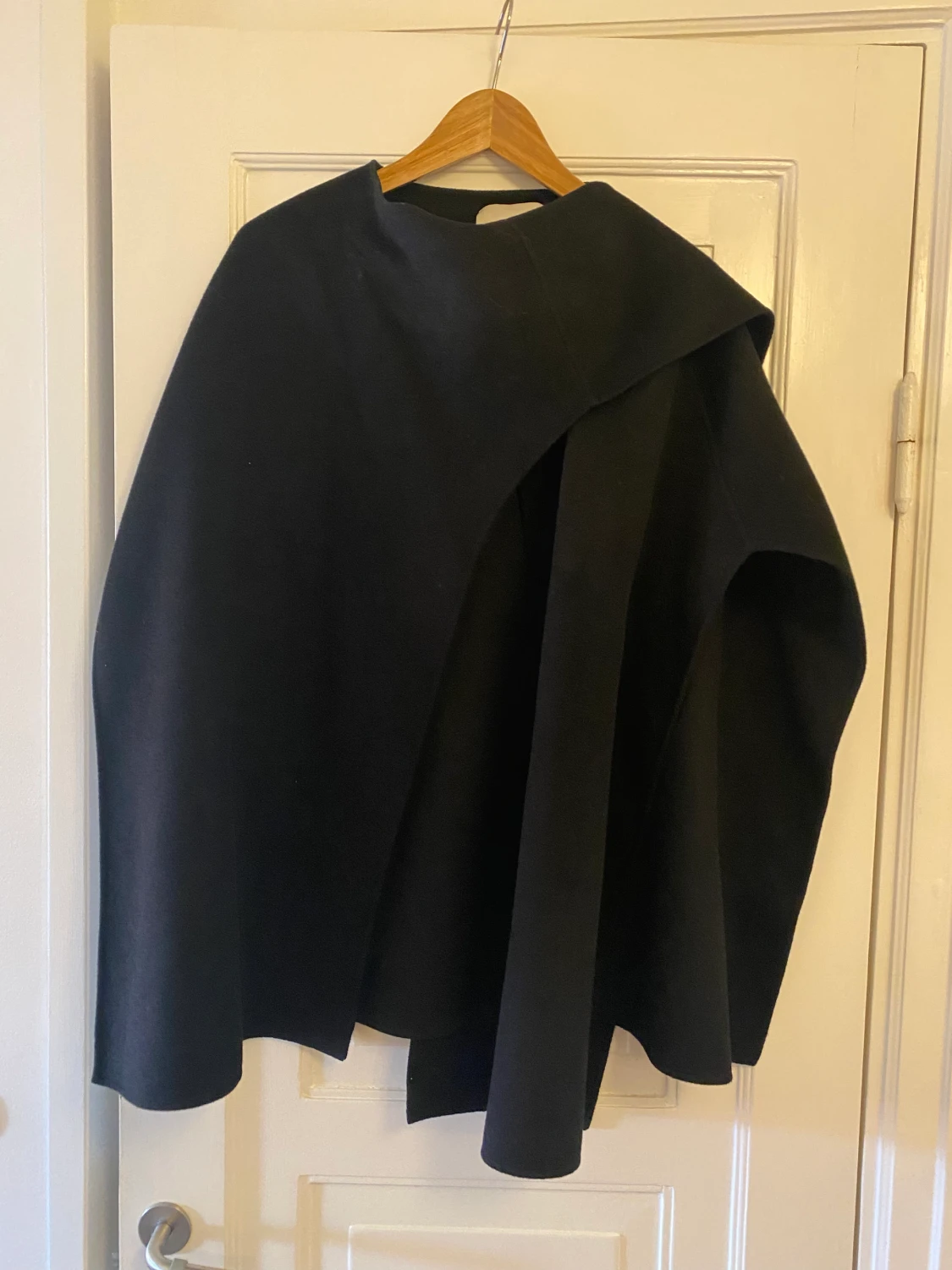 Poncho från COS - 93