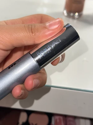 Beauty act mascara inte använd  - Köpte för 150kr 