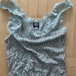 Urban outfitters linne - Kort linne från BDG Urban outfitter. Str S!💘