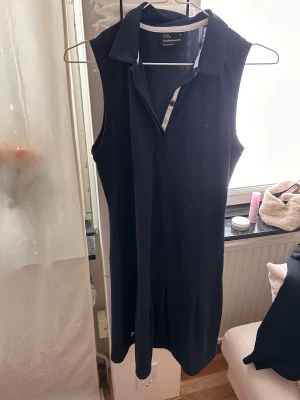 Golfklänning från peak - Peak performance