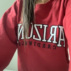 Oversize Sweetshirt  - Var för stor för mig säljer därav