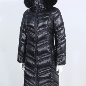 Femenina vinterjacka - Säljer min maia jacket från femenina, helsvart med äkta svart päls. Använt väldigt sparsamt under en vinter, som ny! Skriv för fler bilder. Storlek m men funkar även på s. Nypris 3800 kr. 