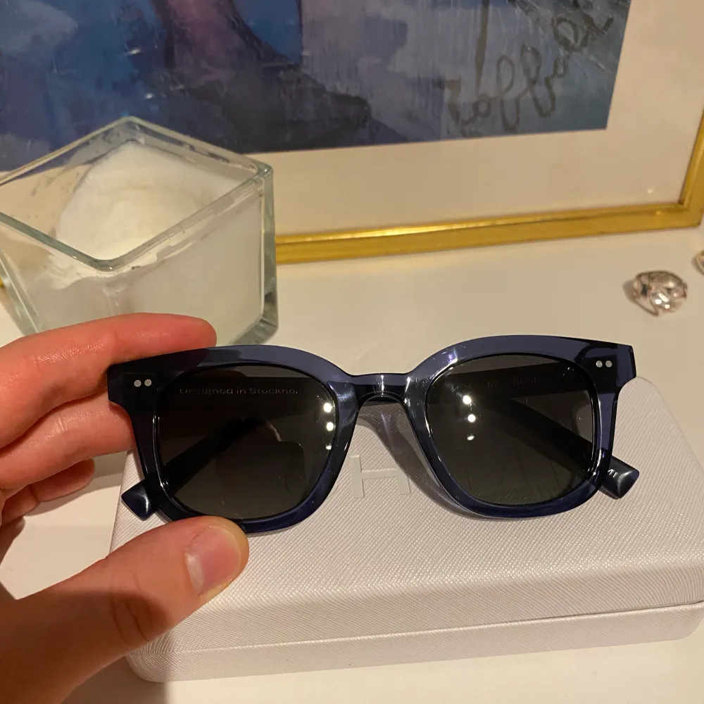Sho!! Säljer dessa Chimi solglasögon som jag köpte för 3 år sedan som jag knappt har använt.🤓 Köpta från Chimi eyewear för runt 999kr.  Buda gärna!! 😄. Övrigt.