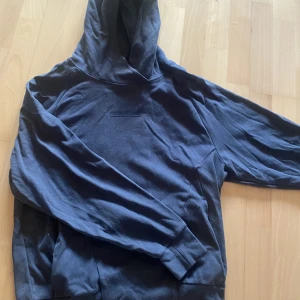 Alphalete hoodie - Alphalete hoodie. Passar M/L  Bra skick 