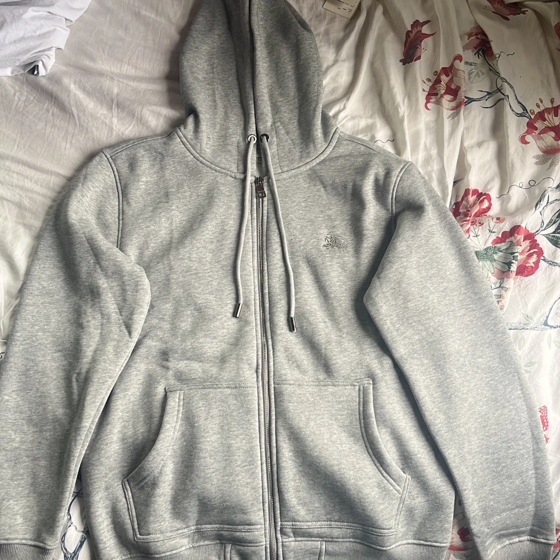 Burberry zip - 90
