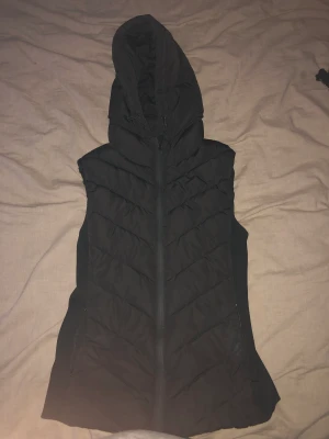 Zara väst  - Jätte skön men använder inte 