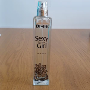 Nästan ny Parfym - Bies Parfym Sexy Girl 