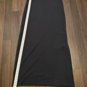 Kjol - Använd endast en gång och är i fint skick! 🩷 Hör av dig för mer information. Priset är självklart diskuterat! 🫶🏻