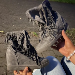 MOCCA SKOR - SKIIIT snygga, men tyvärr för små för mig 🥲💕