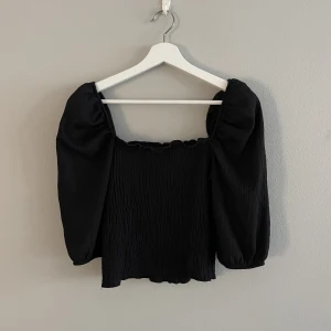 Topp - Supergullig topp från H&M