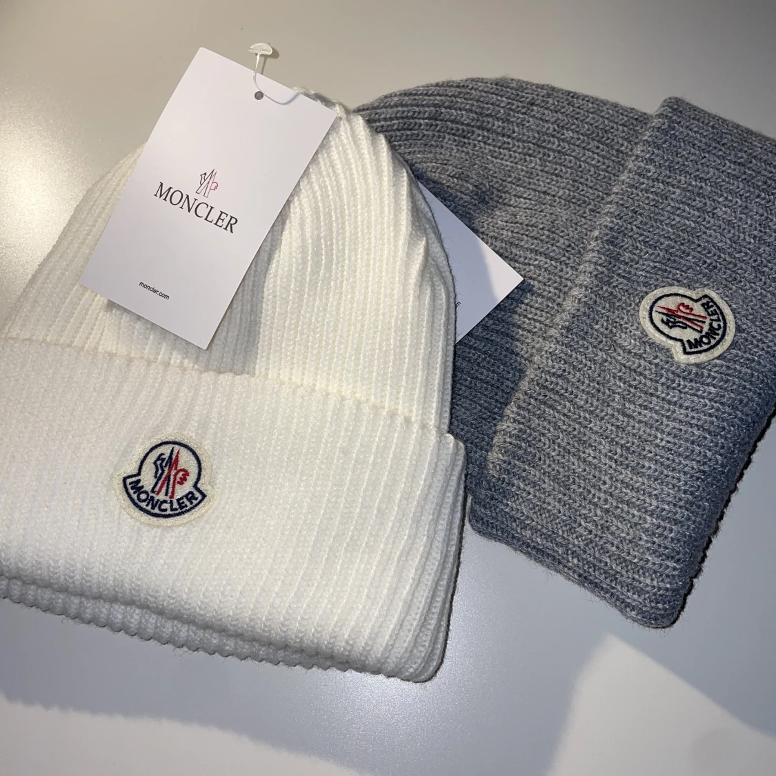 Moncler mössa - 91