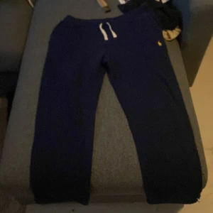 Ralph lauren byxor  - Storlek m