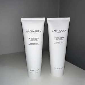 Sachajuan styling cream - Oanvända Säljer 2 st av samma produkt 125 ml per tub