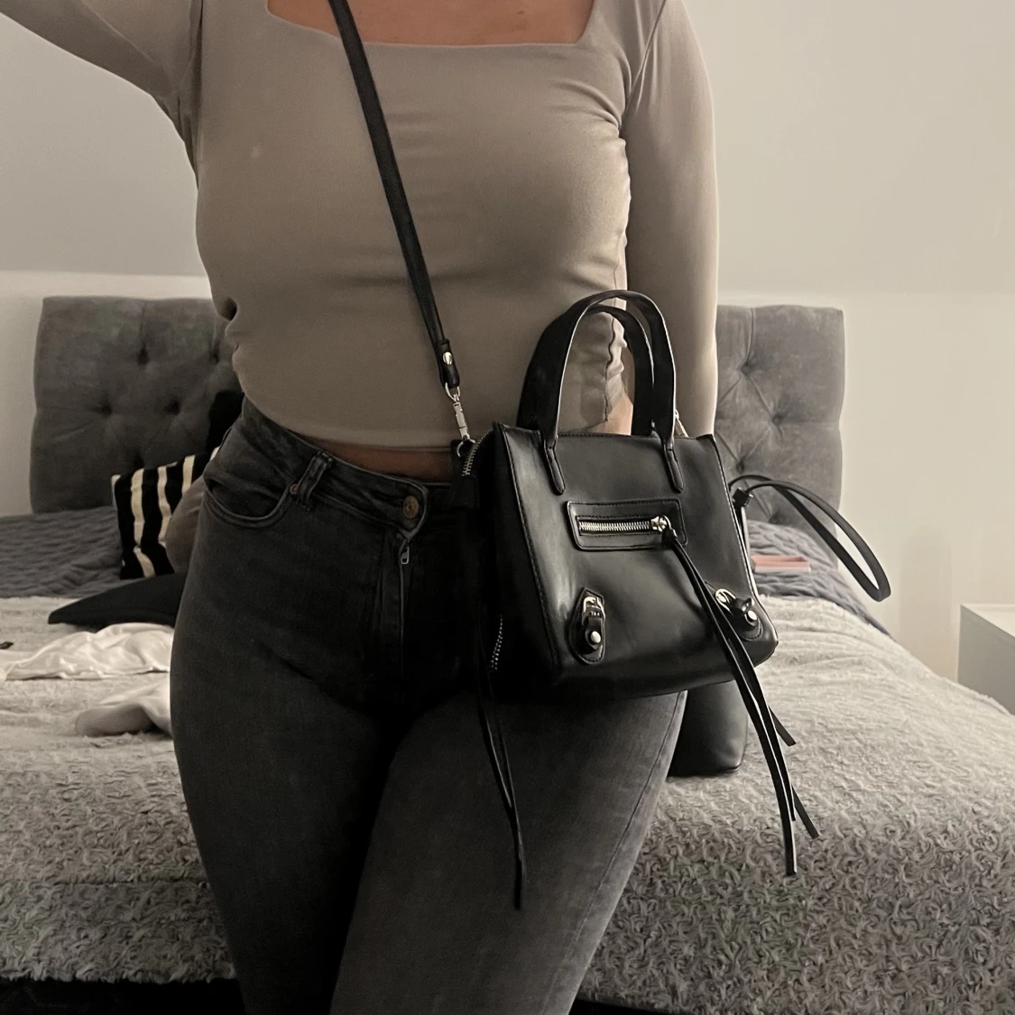 Svart väska - 90