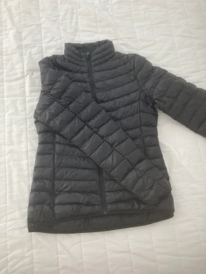 Tunndunsjacka Everest  - Otroligt bra vår/höst jacka! 