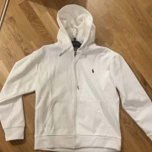 Ralph Lauren - Kofta - Ralph Lauren till salu Storlek S passar S/M. Kom PM vid intresse