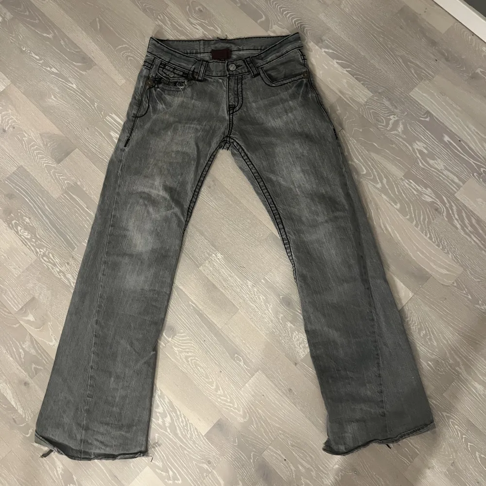 Feta Bootcut true religion jeans, waist size 34. . Jeans & Byxor.