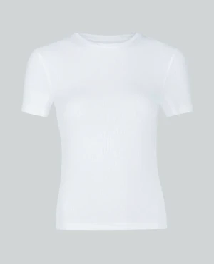 Vit t shirt - Säljer denna oanvända tajta t shirt från bikbok, prislapp kvar. Originalpris: 179kr. Storlek S. FRI FRAKT