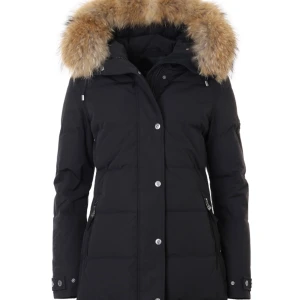 Vinterjacka Hollies Subway - Jag säljer min Hollies jacka i storlek 34. Använt den en vinter. Kan skicka bild med jackan på. Äkta päls!