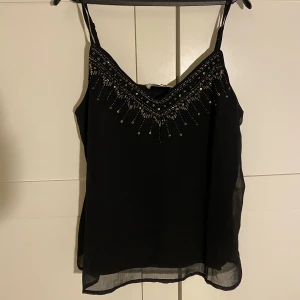 Aboutyou tröja  - Tröja köpt ifrån about you inga defekter aldrig använd!💗