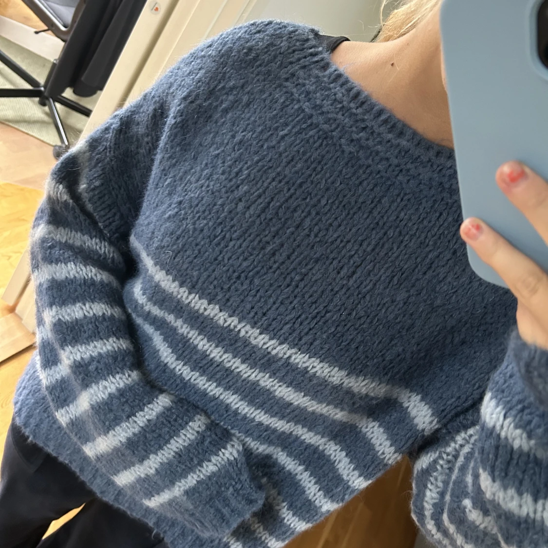 Supersöt stickad tröja - 90