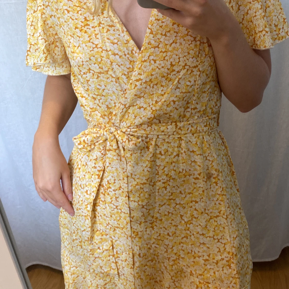 Gul klänning - 91