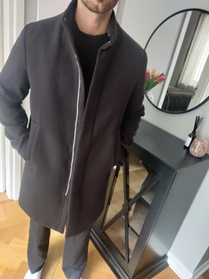 Rock - Tar bara plats i garderoben