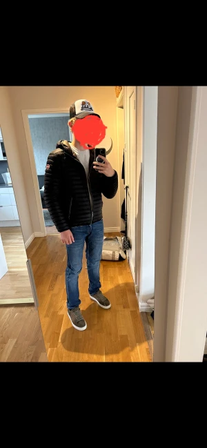 Colmar jacka - 172 cm är storleken  Pris är diskuterbart!