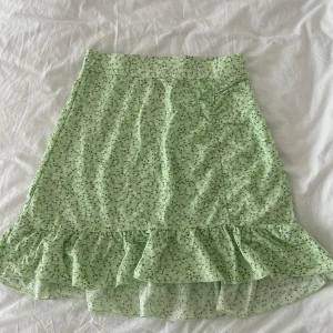 Kjol - Fin sommarkjol från Gina! 