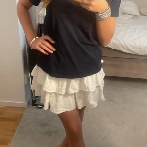 Volang kjol - Aldrig använt 