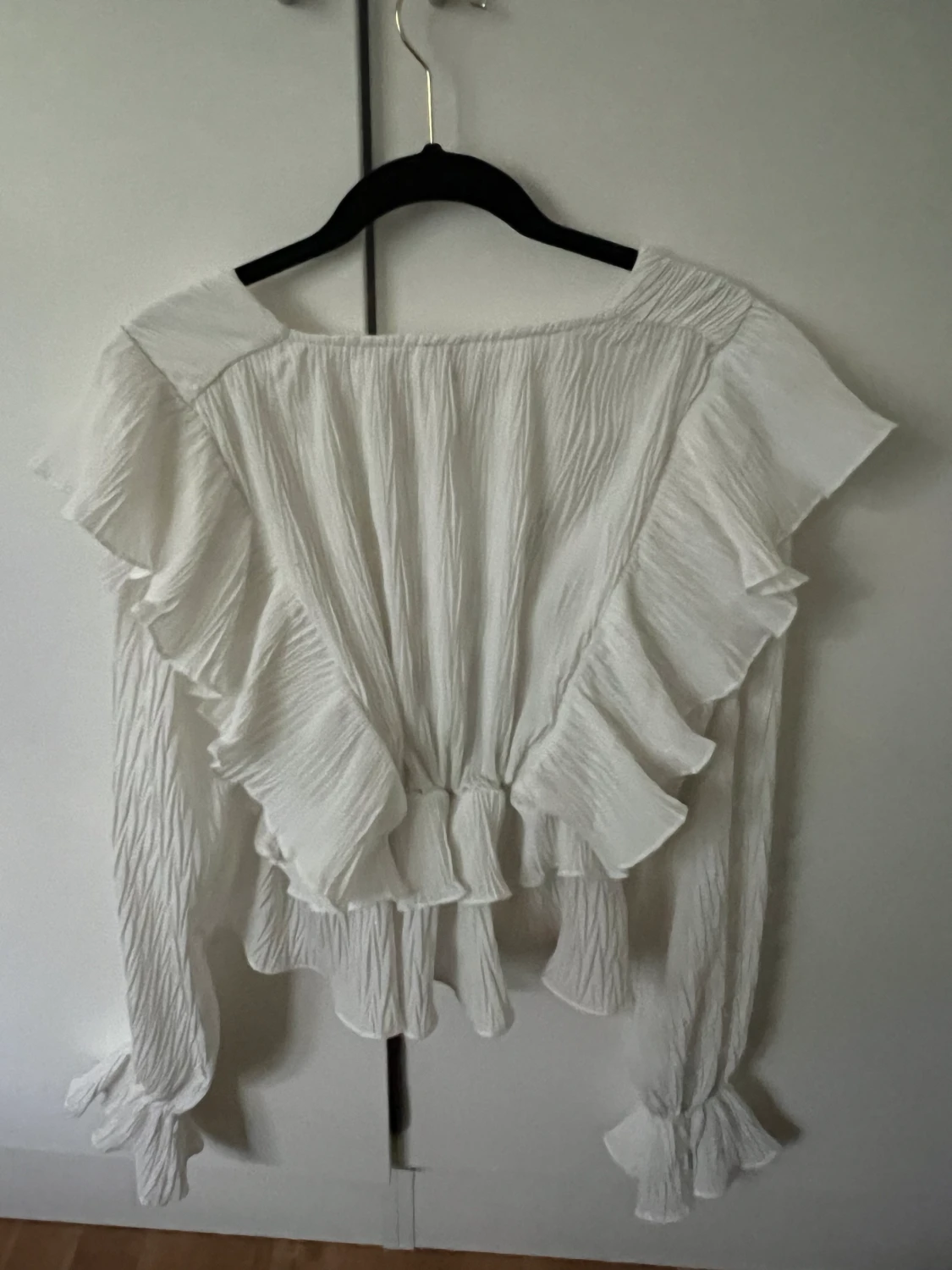 Vit volang tröja  - 90