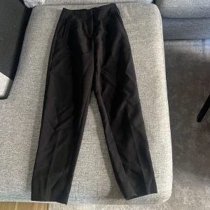 Kostymbyxor - Använd ett fåtal gånger så är i rätt så bra skick. 