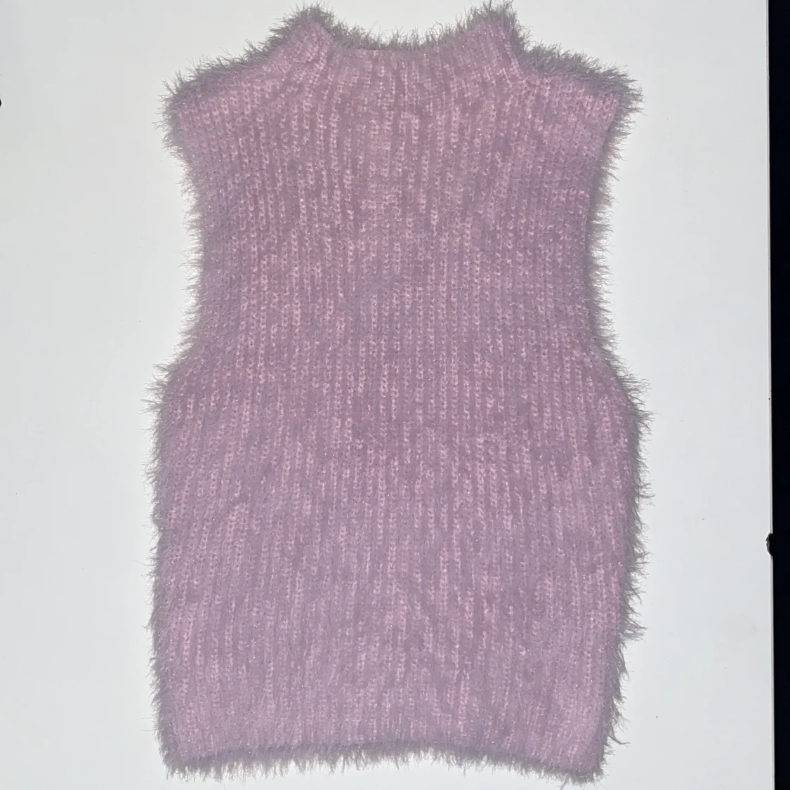 Rosa fluffig väst, Zara