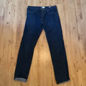Jeans från Cubus i storlek 30/34. Ser helt nya ut