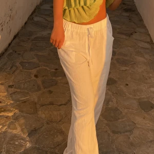 Linnebyxor  - Säljer mina linnebyxor, använda två gånger i storlek S