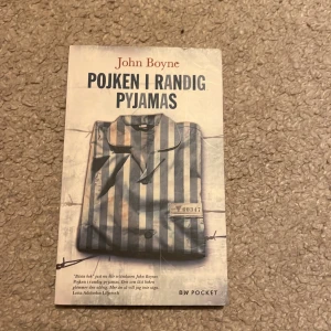 Bok - Pojken i randig pyjamas bok i nyskick