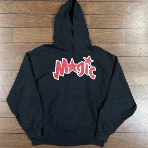 Russel Magic Hoodie - Snygg vintage Hoodie från Russel Athletic i storlek M! Bara att skriva om du undrar över något🙏