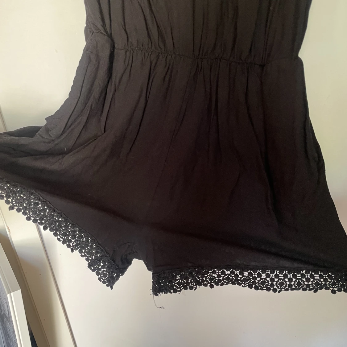 Svart bodysuit  - 90