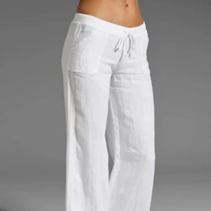 Vita linnebyxor - Vita helt nya linnebyxor. Superfina men var tyvärr fel storlek så kan därför inte heller visa hur de sitter på🫶🏼