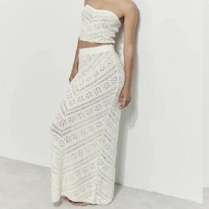 SÖKER KJOL - Söker denna kjol från gina tricot i storlek M