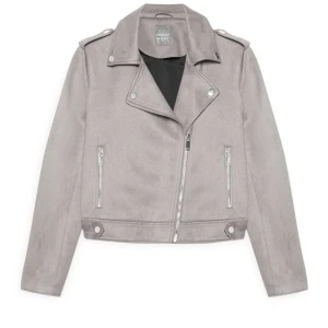 Grå Läderjacka - Grå läderjacka säljes! Endast använd ett fåtal gånger.