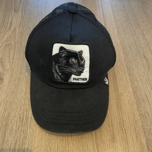 Keps - Säljer nu denna snygga keps🙏🙏Frakt ingår EJ i pris.