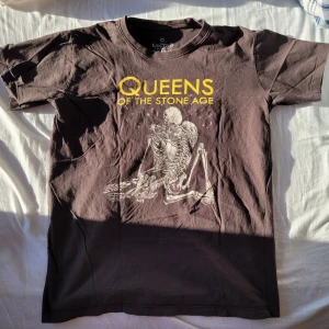 Bandtröja - Bandtröja - Queens of the Stone Age, storlek M 