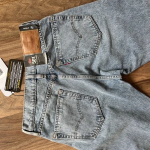 Oanvända Levis 501 - Helt oanvända raka Levis 501 🙌🏼