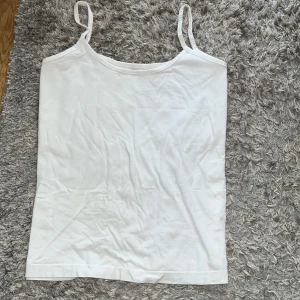 Vit linne  - Fint linne I brastick 💕💕