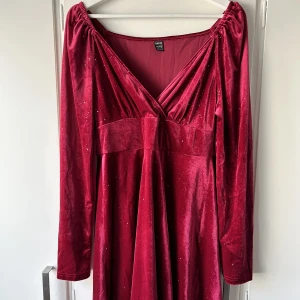 Klänning Shein strl L - Strl L 