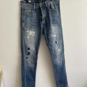 Jack&Jones jeans - Hör av er för mer information och bilder!